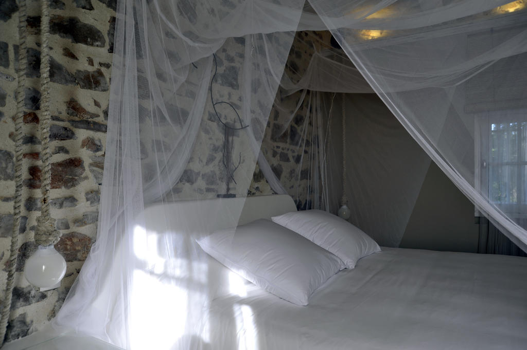 Le Moulin De Saint Laurent Hotel Phòng bức ảnh